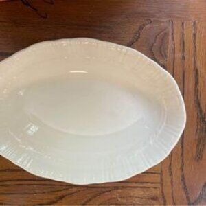 Cornet Oval Cream Bowl Scallop Edge  Homer Laughlin